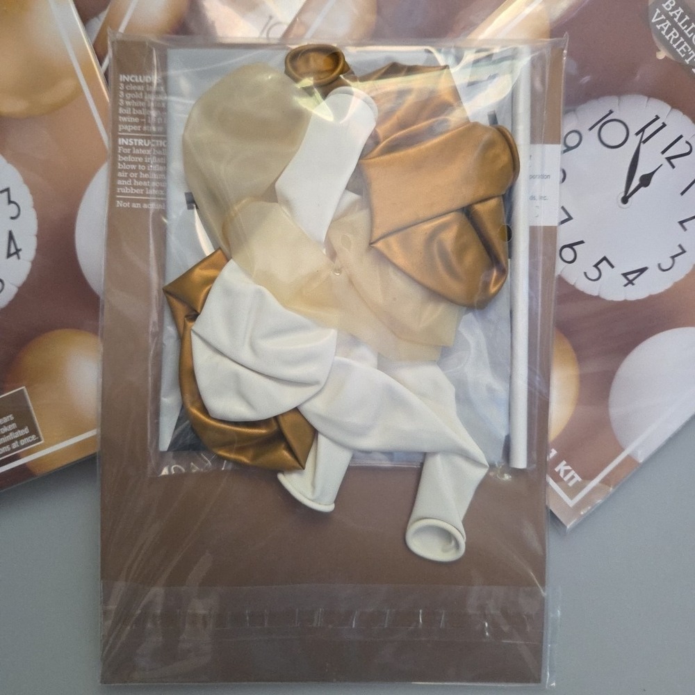 Spritz Balloon Variety Pack Gold White Clear *Lot of 6* New Years Birthday - Picture 3 of 3